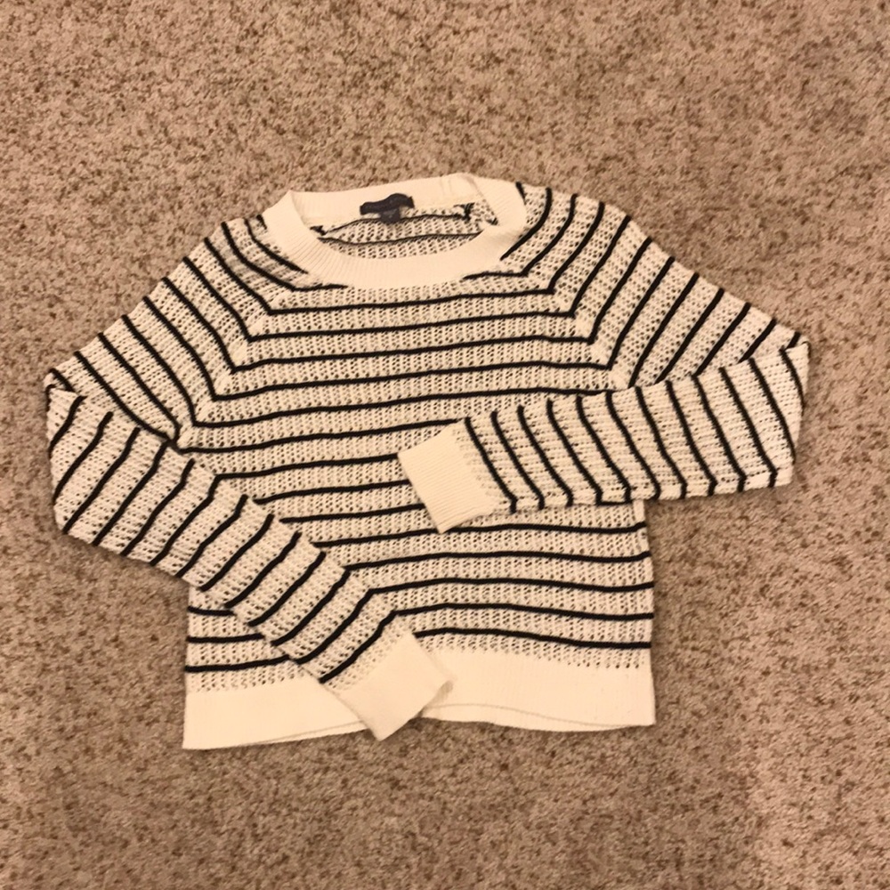 Kendall and Kylie small sweater